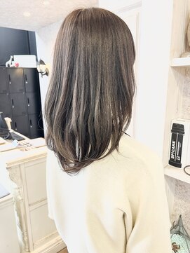 キャアリー(Caary) 福山市Caaryイルミナカラーマロンベージュ人気くすみカラー20代