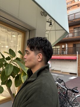 サンクチュアリ ウィズエデン 京橋店(Sanctuary with eden) メンズカットパーマ