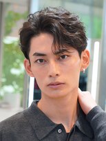 フィフスパーク(fifth PARK)&nbsp;渋谷メンズセンターパートフェザーパーマfifth毛流れ黒髪微分け