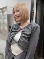 エイチ(811)&nbsp;フェイスフレーミングルーツカラーネオウルフ天使の羽バングボブ