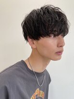 メンズパーマツイストスパイラルパーママッシュセンターパート