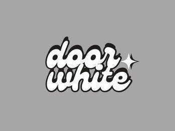 ドアホワイト(door white)の写真/【新松戸NEWOPEN】トレンドを抑えたスタイル提案とお手頃価格が◎学生も気軽に通いやすいのが魅力◇