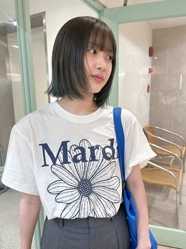 ヘーゼル 博多(HAZEL.) CHIHIRO：オリーブグレージュ　レイヤーボブ