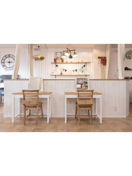 いつでもお得なクーポンをご用意♪毎月のメンテナンスもお得に通えるから、いつでも綺麗なスタイルが続く！