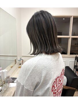 エフ(ef.) 切りっぱなし/コントラストハイライト