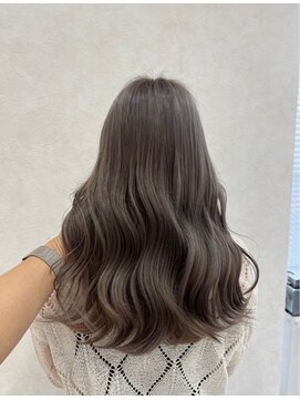 ミニョン(mignon) 韓国/ダブルカラー/ブリーチ/ピンク/学割U24/新越谷/南越谷/草加