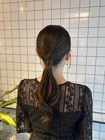 ヘアー アレス(hair ales)&nbsp;ローポニー　タイトアレンジ　お呼ばれヘア