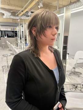 ヴァイス 新宿店(VAICE) Short wolf × beige color