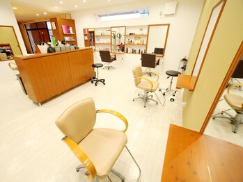 アクシス ヘアーデザインの写真/【下松】リピーター多数!!年代問わず、男女ともに通いやすい雰囲気だから初めての方も気軽に通えます♪