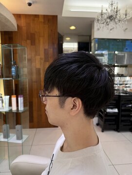 クオリス 赤塚店(QUALIS) 30代◎ビジネス対応ツーブロックラウンドマッシュ