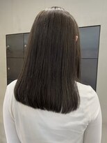 ヘアー アイス ルーチェ(HAIR ICI LUCE) 秋カラーチョコレートブラウンチャコールグレーレイヤー/今枝
