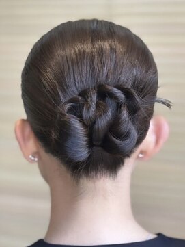 オーガニック リブ 川越(organic+live) 冬イベント◎20代30代向け華やかヘアセット かちもり