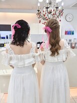 オフ(off)&nbsp;お揃いリボンで♪くるみちゃんヘア|双子ヘア