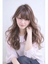 クラシア(Cracia)&nbsp;可愛さもあるロングヘア
