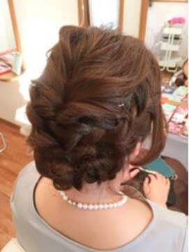 デイジー(Daisy) エレガントアップスタイル