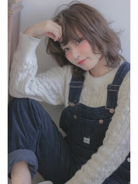 クラン(clan) 重軽ウェーブふんわり美髪ミディエアリーミディ