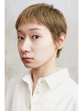 ニーナ(NINA) ハイトーンベリーショート