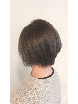 ブロッサム 若葉店(Blossom) ナチュラルショート