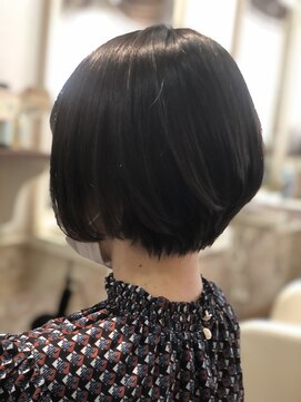 ミエル ヘア 新宿(miel hair) 襟足スッキリ美首ショート【新宿】