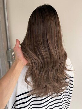 イース バイ アンブルリュクス 北千住(Ease by amble luxe) ナチュラルシャドウルーツ