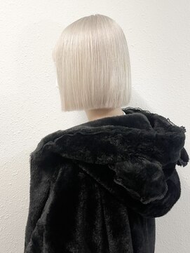 レイム(LAME) white beige.