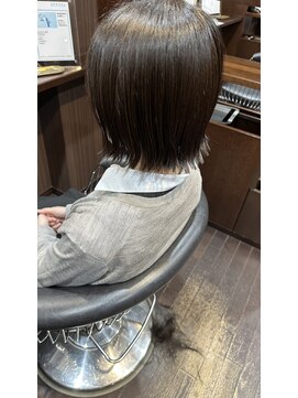 髪の美院 シャルマン ビューティー クリニック(Charmant Beauty Clinic) 切りっぱなしボブ