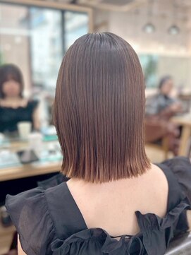 ネオリーブ クーロ(Neolive curro) 小顔タッセルボブ×似合わせカット[ボブ/縮毛矯正/丸型卵型】