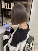 シェノン バイ アランスミシー 表参道(CHAINON by Alan smithee)&nbsp;グレージュ　グレー　シルバー　グレージュ　ケアブリーチ