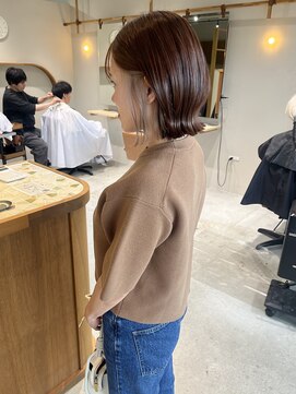 リコ(RICO) ぱつっとボブ×イヤリングカラー