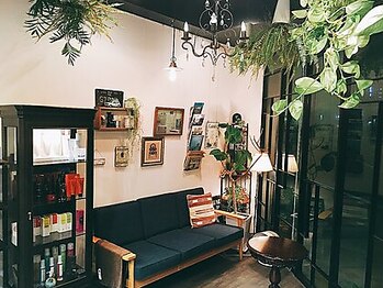 グランベリエ(GRANBELIE)の写真/ゆったり落ち着く空間であなたにぴったりのスタイル提案◇髪の悩みも相談できる男女問わず通いやすい＊
