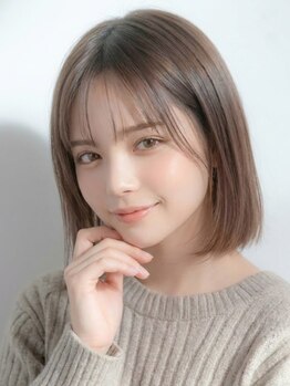 見違えるようなうるツヤ髪へ。あなたの髪質に合わせた、特別なトリートメントを。