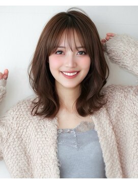 アフロート ディル(AFLOAT D'L) 【30代40代】小顔見せミディアムレイヤー×シースルーバング