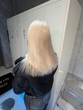 ワンズミラー 立川(ONE'S MIRROR) ミルクティー/ベージュ/ケアブリーチ/ピンクカラー/ハイトーン