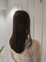 ネイヴィル(navile)&nbsp;【酸性ストレート×オリーブグレージュ】