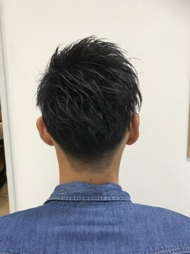 クアトログランシュ ひたちなか店(QUATRO×GranCieux) ツーブロックアシメスタイル。