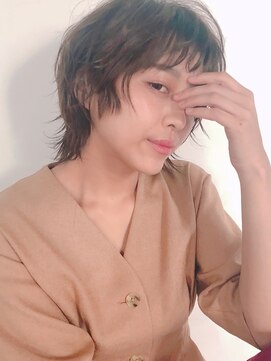 ディッセンバー 渋谷(December) 【 December】くせ毛も味方に♪おしゃれエアリーウルフショート