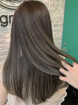 グロウ 上野御徒町(grow) 耳かけ/フォギーベージュ/マッシュウルフ/外ハネ[上野/御徒町]