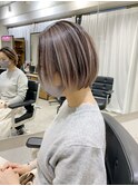 白髪もぼかせるショートボブバレイヤージュ