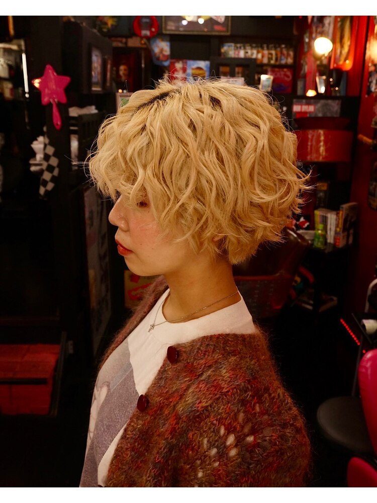 バーン・ダウン・ザ・ハウス L179857566 ラッキーサンサンヨンキュー Lucky3349 のヘアスタイル