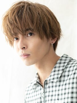 グルーミングサロン バーバー キャッスル 北浦和西口(Grooming salon Barber Castle) ハイトーンカラー&ウザバングで目力UP玉ねぎヘアーE北浦和