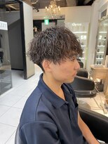 アイズ 海老名(AIZU) ツイストスパイラルパーマ 縦落ちツイスト メッシュパーマ