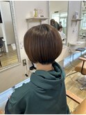 ショートボブ