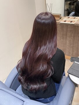 イーエムエー アールビアンカ 名駅店(e.m.a×Ar be.anca) ワインレッド