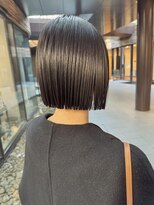 ミィ 表参道(mee.)&nbsp;似合わせカット ボブヘア 縮毛矯正 ミニボブ 切りっぱなしボブ