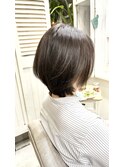丸みショート×アッシュブラウン