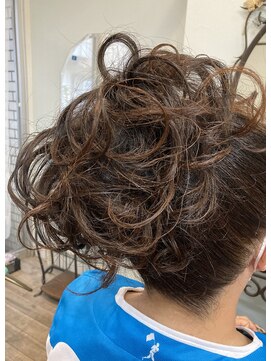 遊イング(遊ing) 筋盛り　盛り髪