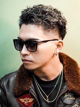 プロショップウェーブ(PRO SHOP WAVE) スペインカール/テーパーフェード/メンズパーマ/フェザーパーマ