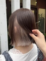 アン(Hair make un)&nbsp;《角田紗雪 インナーシルバーベージュ♪》