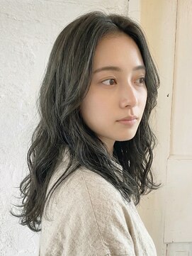 エノア 東京(ENORE) アッシュグリーン/セミロング