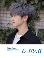 エマヘアデザイン(e.m.a Hair design) シルバーアッシュ